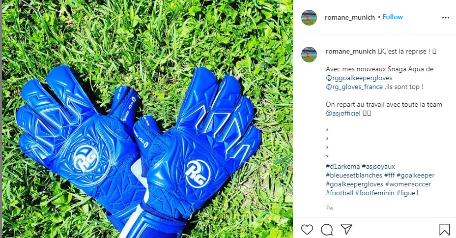 Photo-gants-RG-Gloves-bleu-blanc-post-instagram-